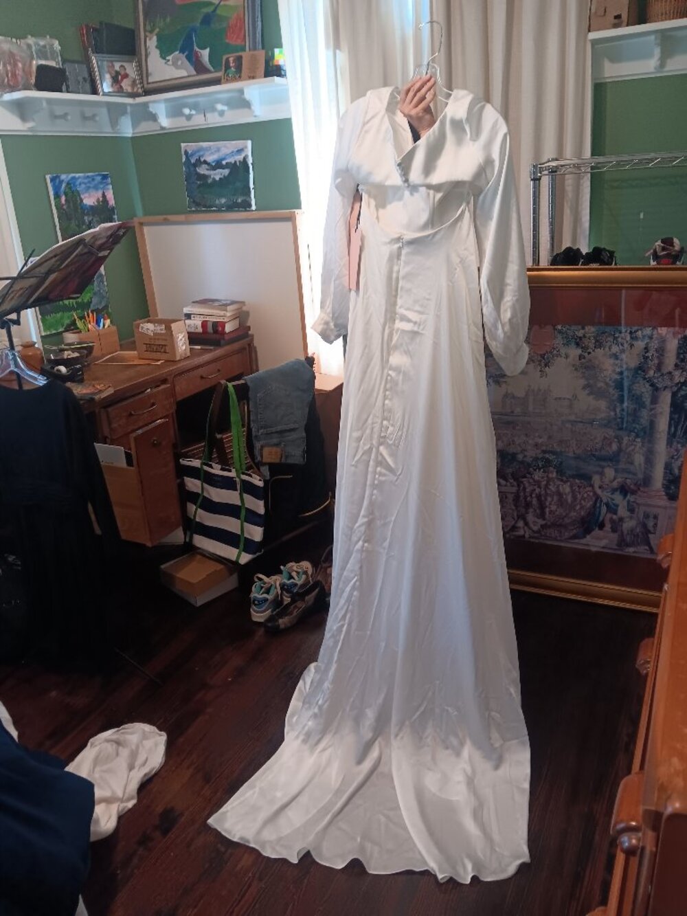KissProm White Prom/Formal Dress With train